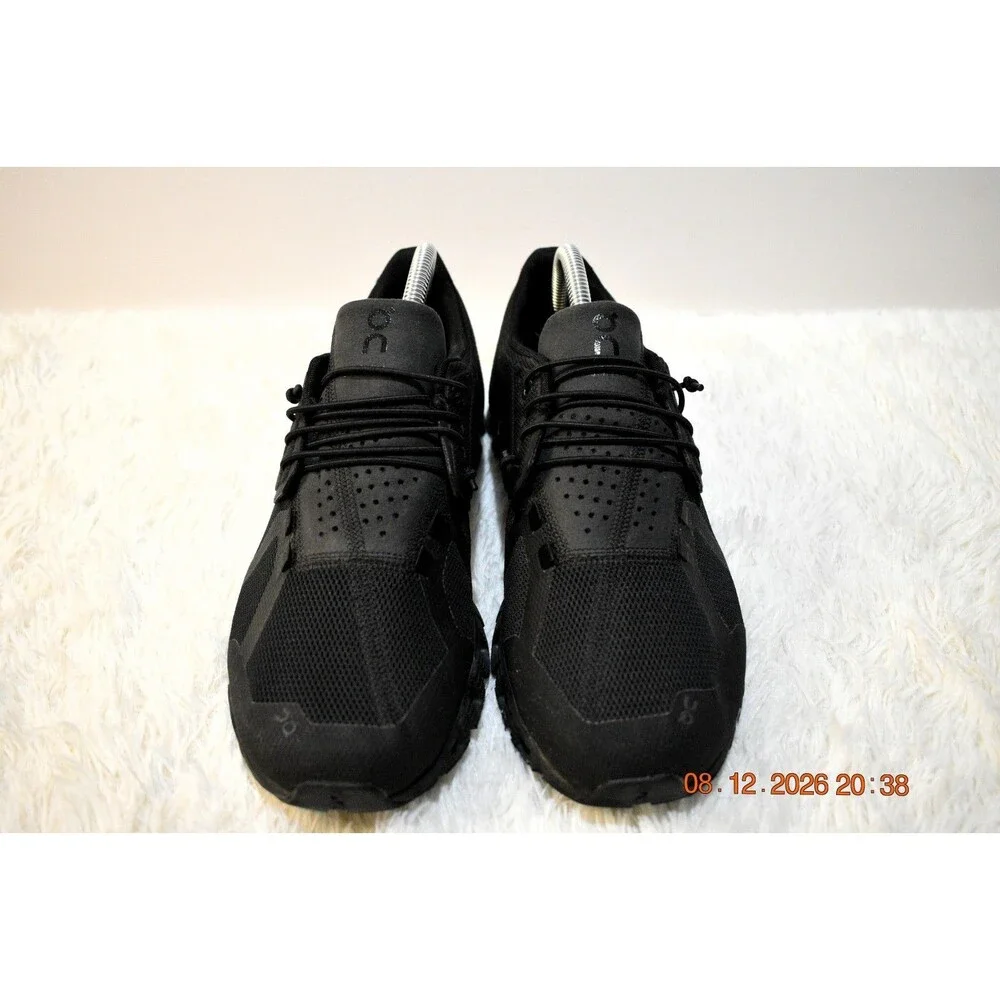 On Cloud 5 Black Light Weight Athletic Walking Running Shoes - Women's Size 9